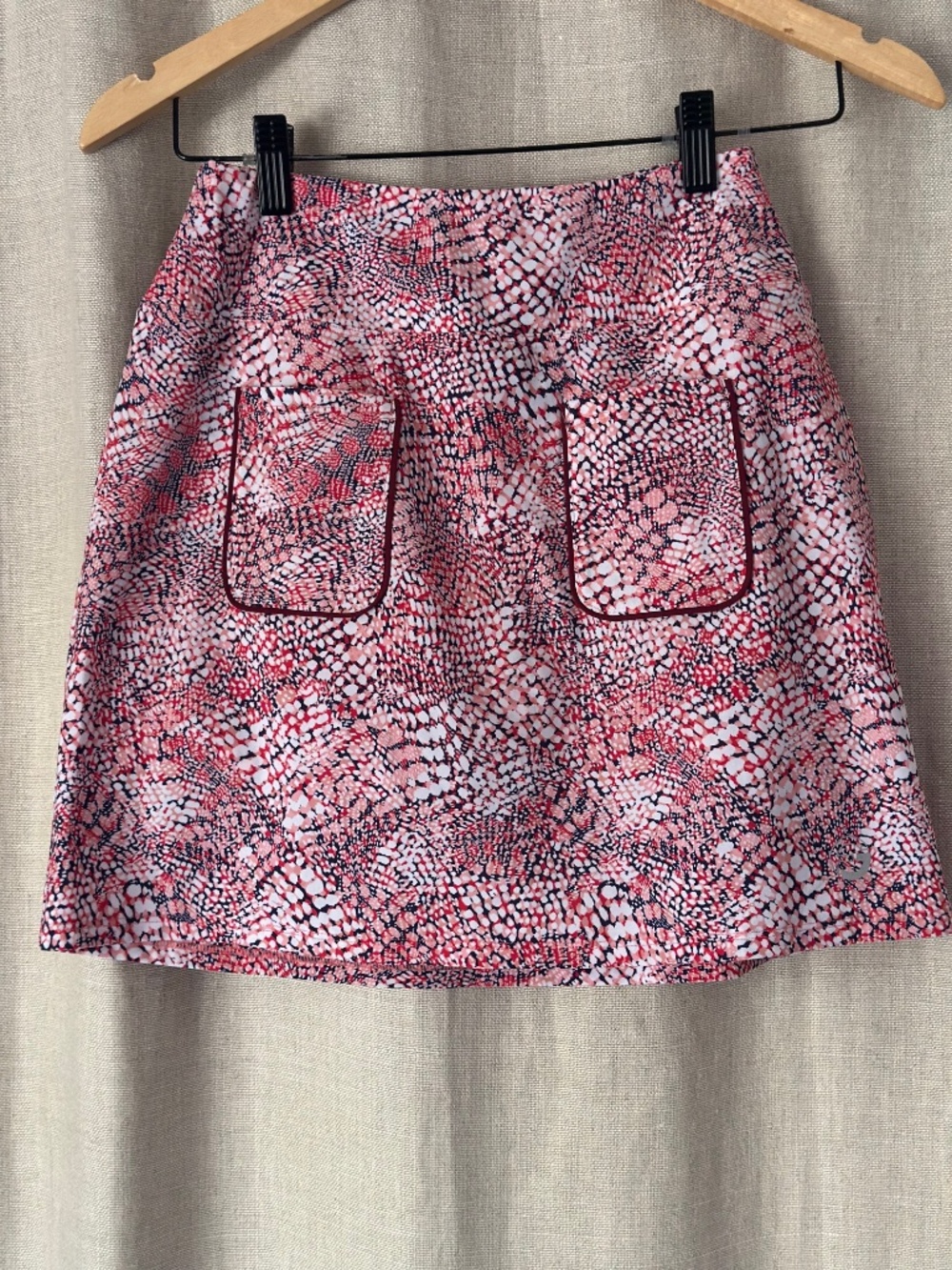 Foray Pink and White Geometric Print Golf Skirt